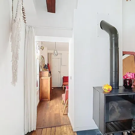 Charming Near Sacree Coeur Apartment